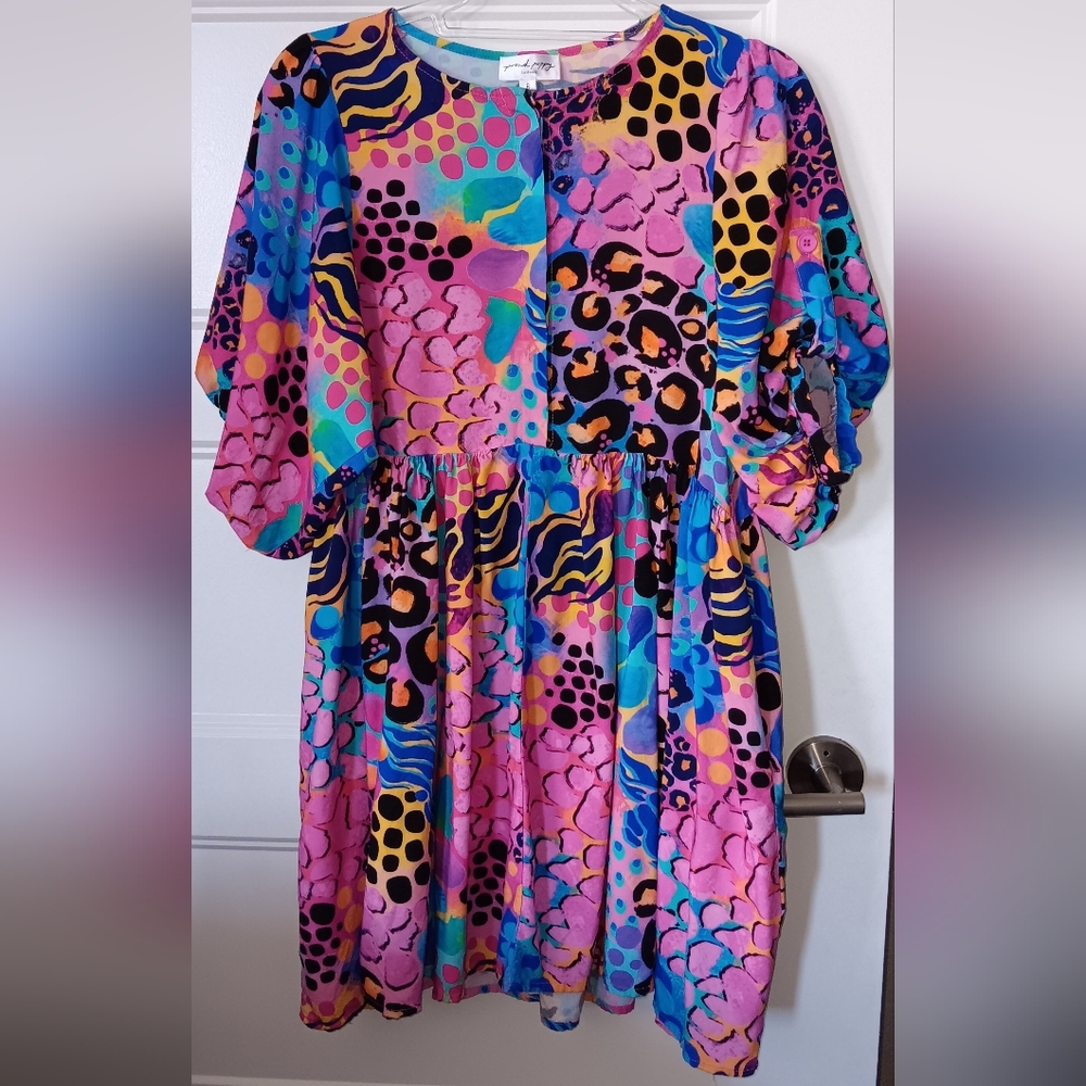 Proud Poppy Dress w/ Pockets & Adjustable Sleeve